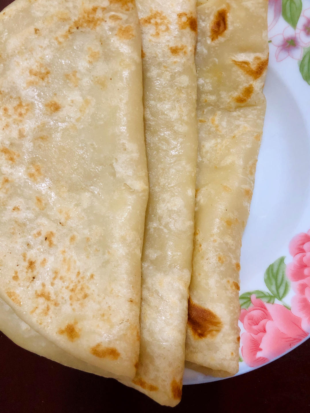 烙饼不硬的小窍门 掌握了你也能看出柔软多层凉了不硬的小油饼