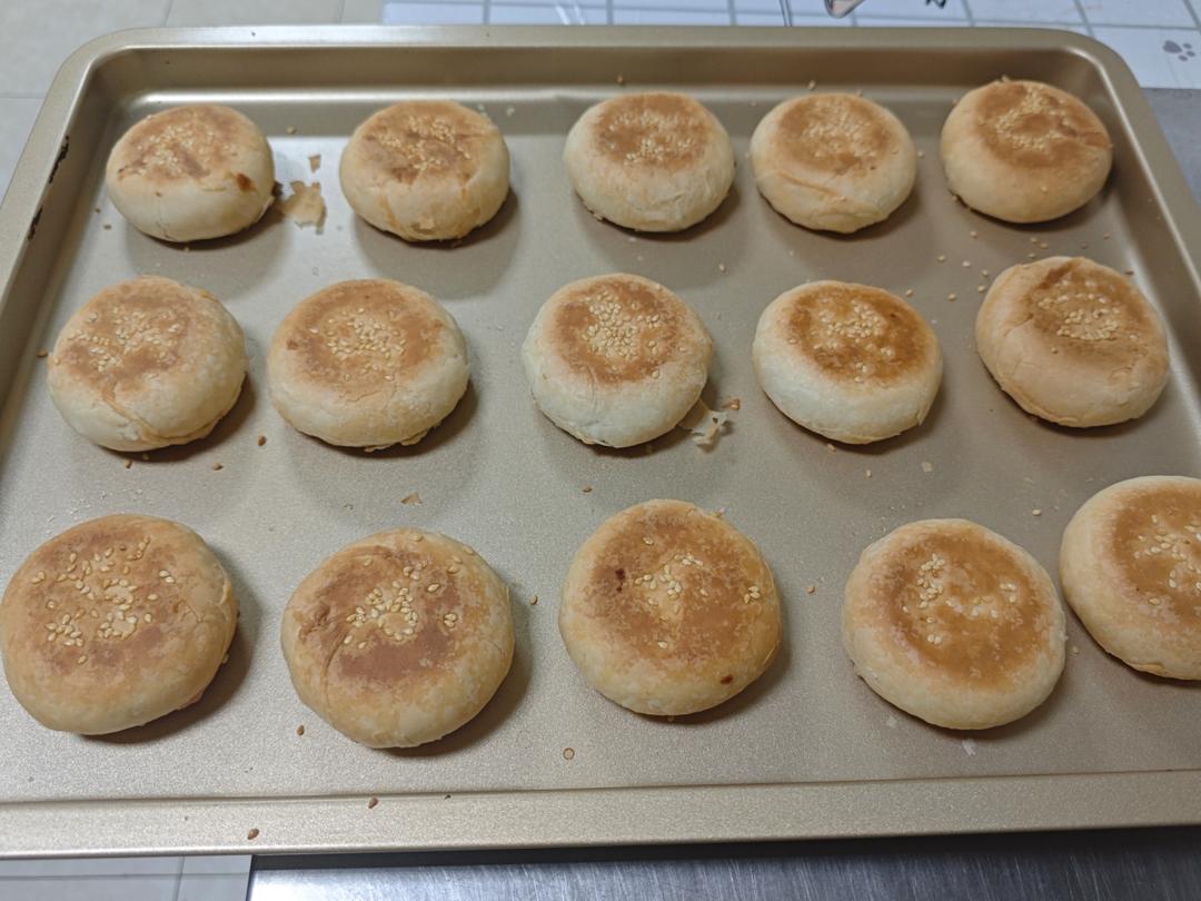 不用揉皮也能做出酥掉渣的绿豆酥饼