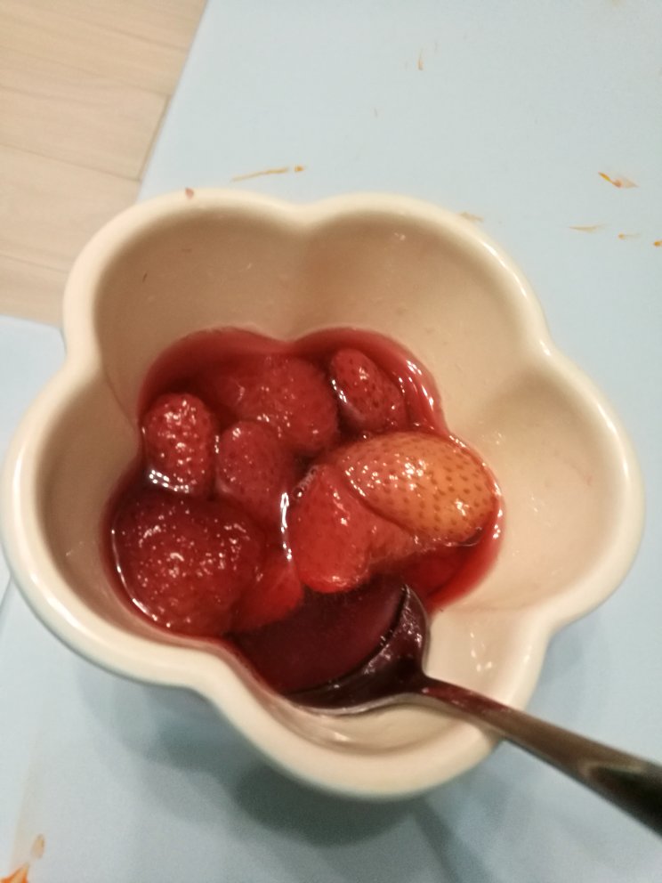 冰糖草莓（煮草莓）