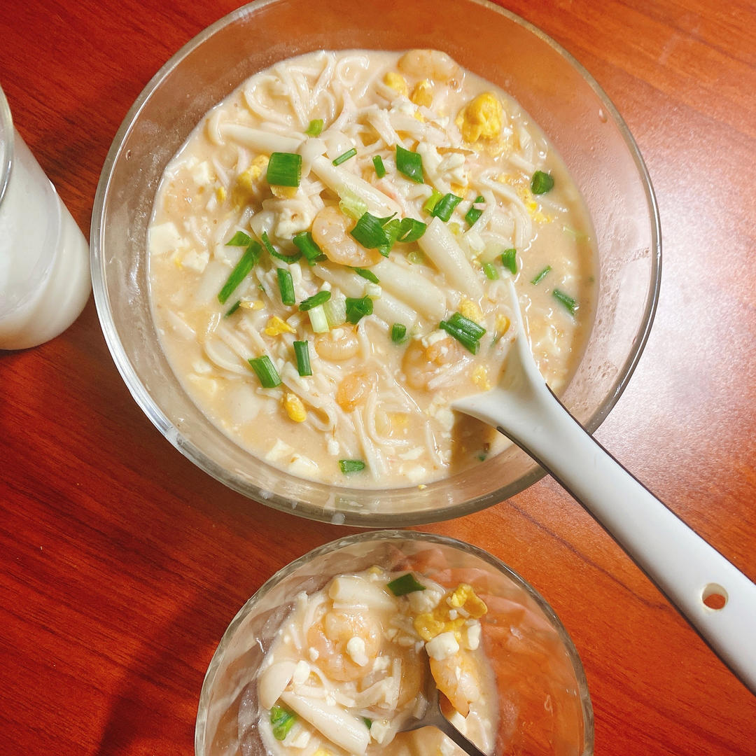 虾仁菌菇鸡蛋汤
