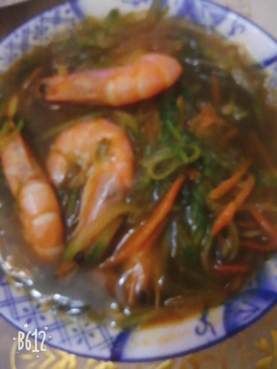 超简单又好喝的萝卜丝虾汤