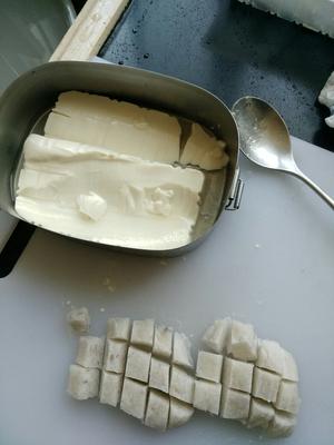 蒸滋味/虾滑豆腐炖蛋的做法 步骤2