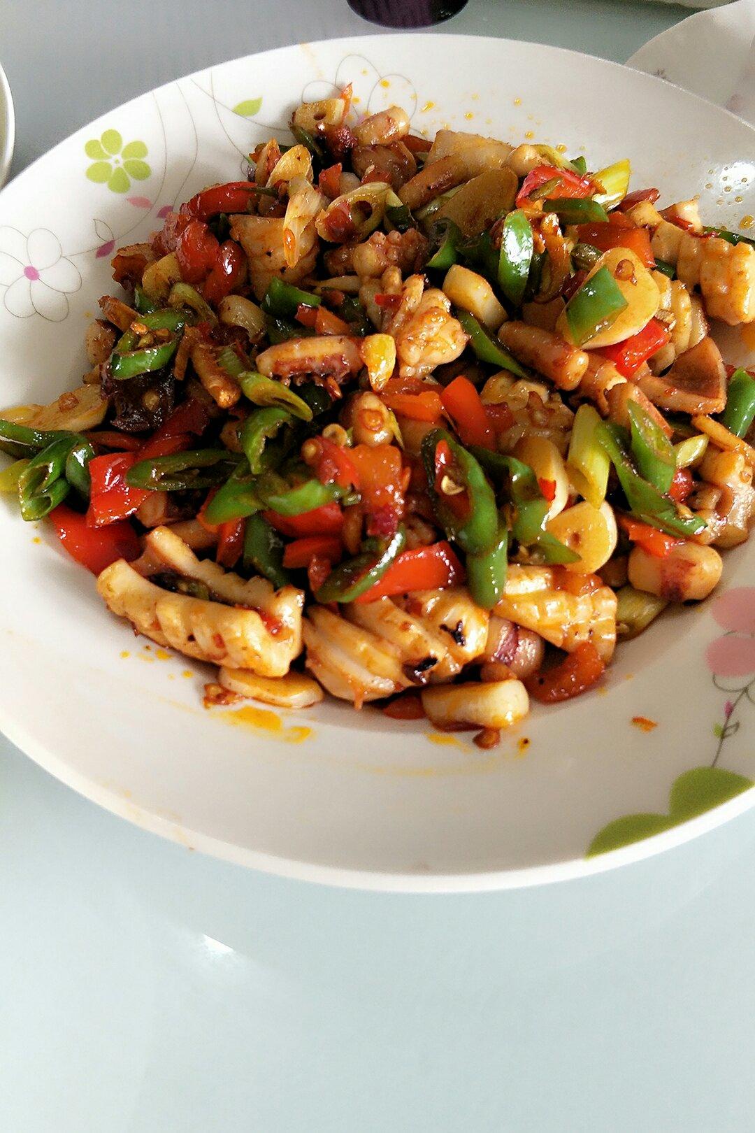 口天人可做的香辣鱿鱼卷