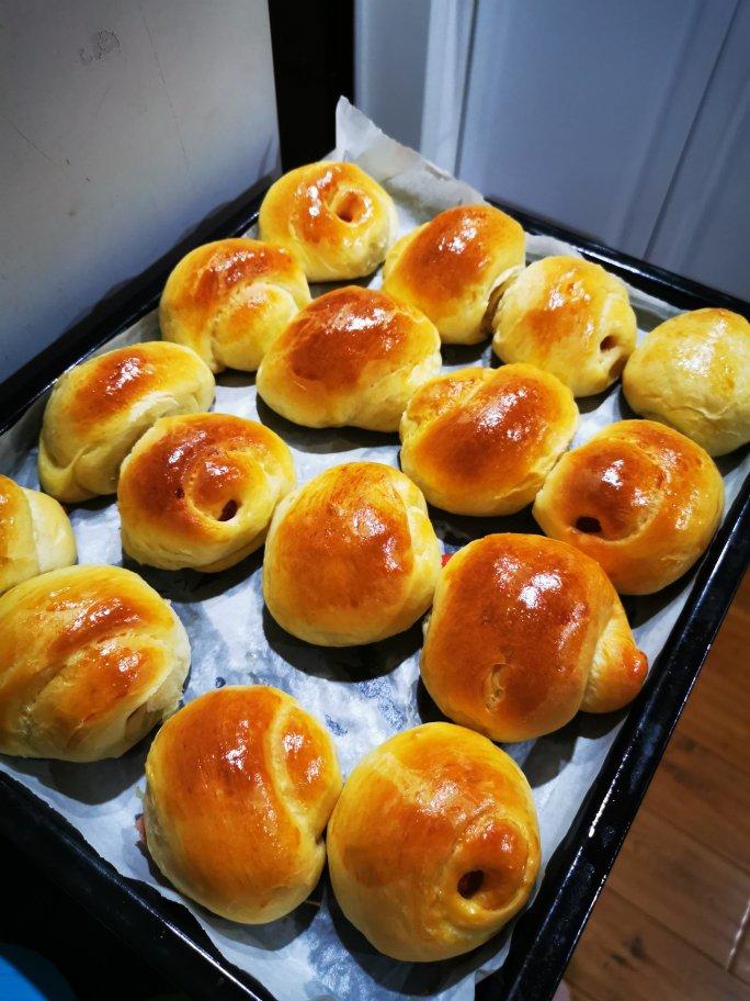 一次发酵迷你香肠小面包卷