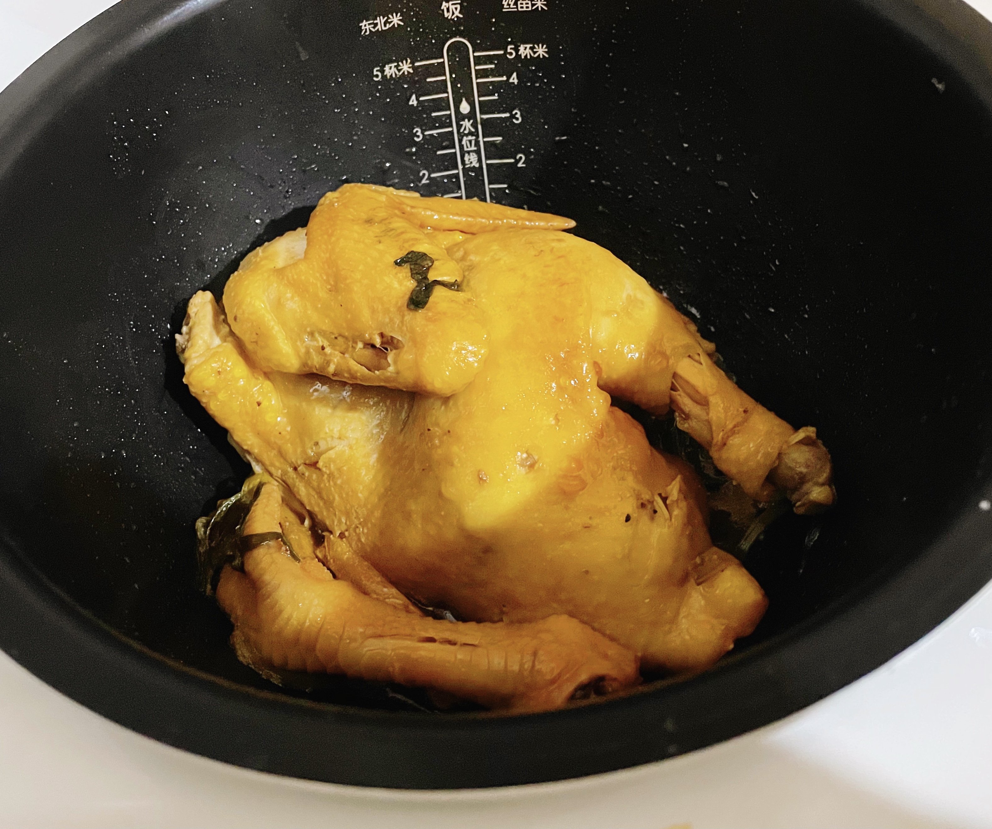 懒人食谱——电饭锅焗鸡（无油无水）的做法