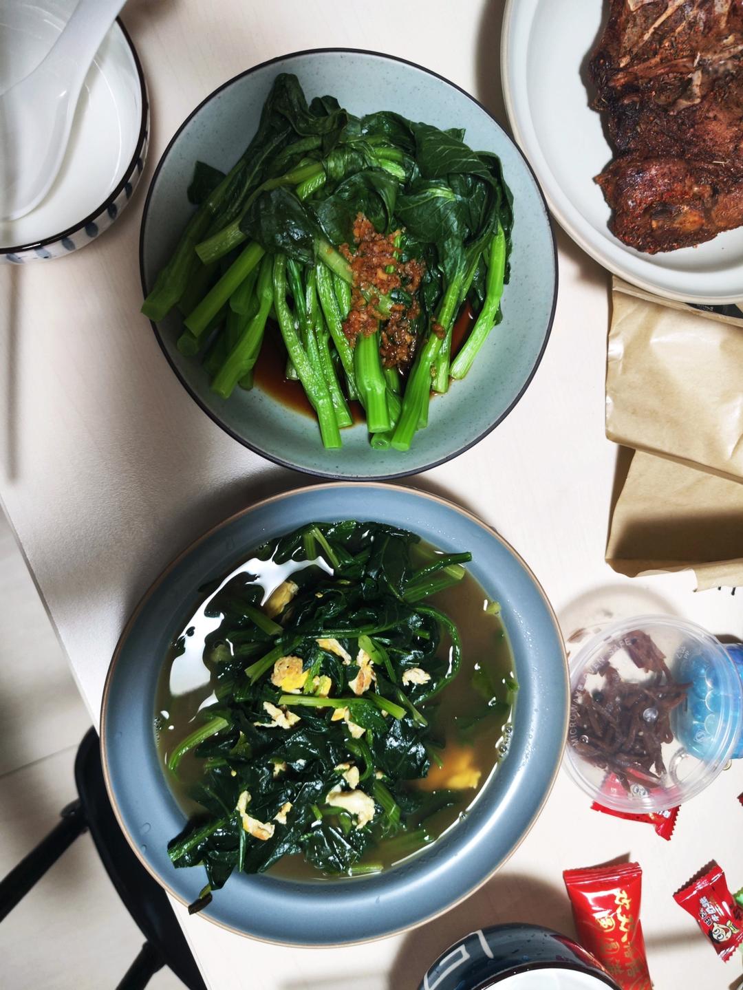鲜嫩爽脆的蚝油菜心