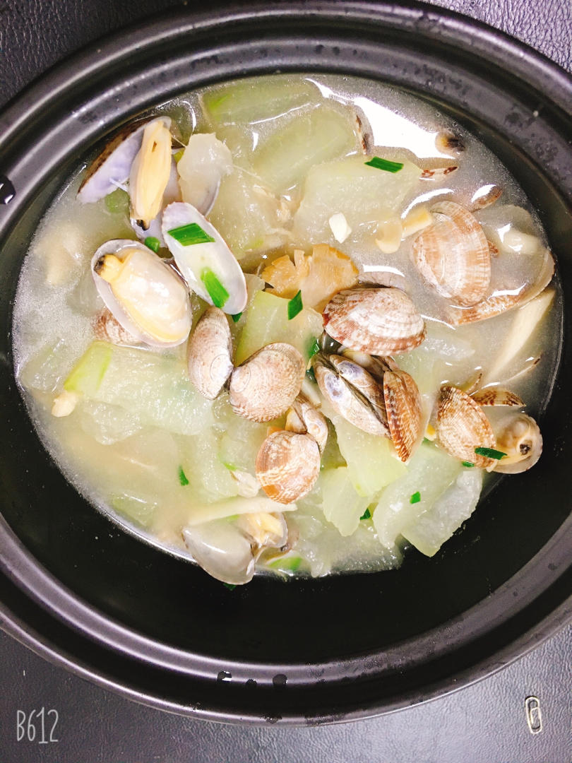 卡夫草莓爱美食做的冬瓜蛤蜊汤