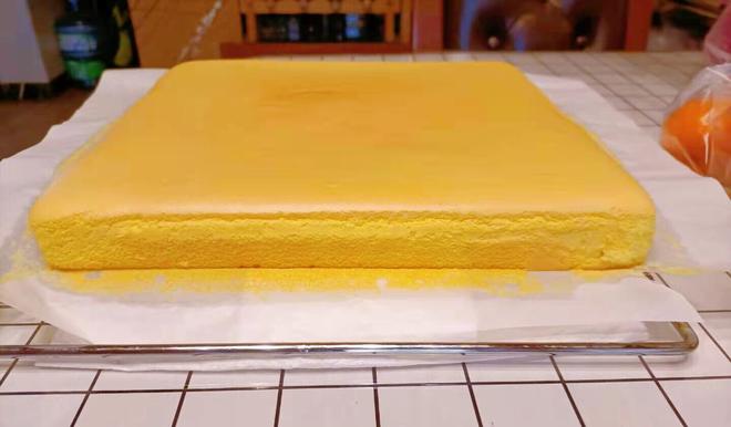 方形酸奶戚风蛋糕的做法