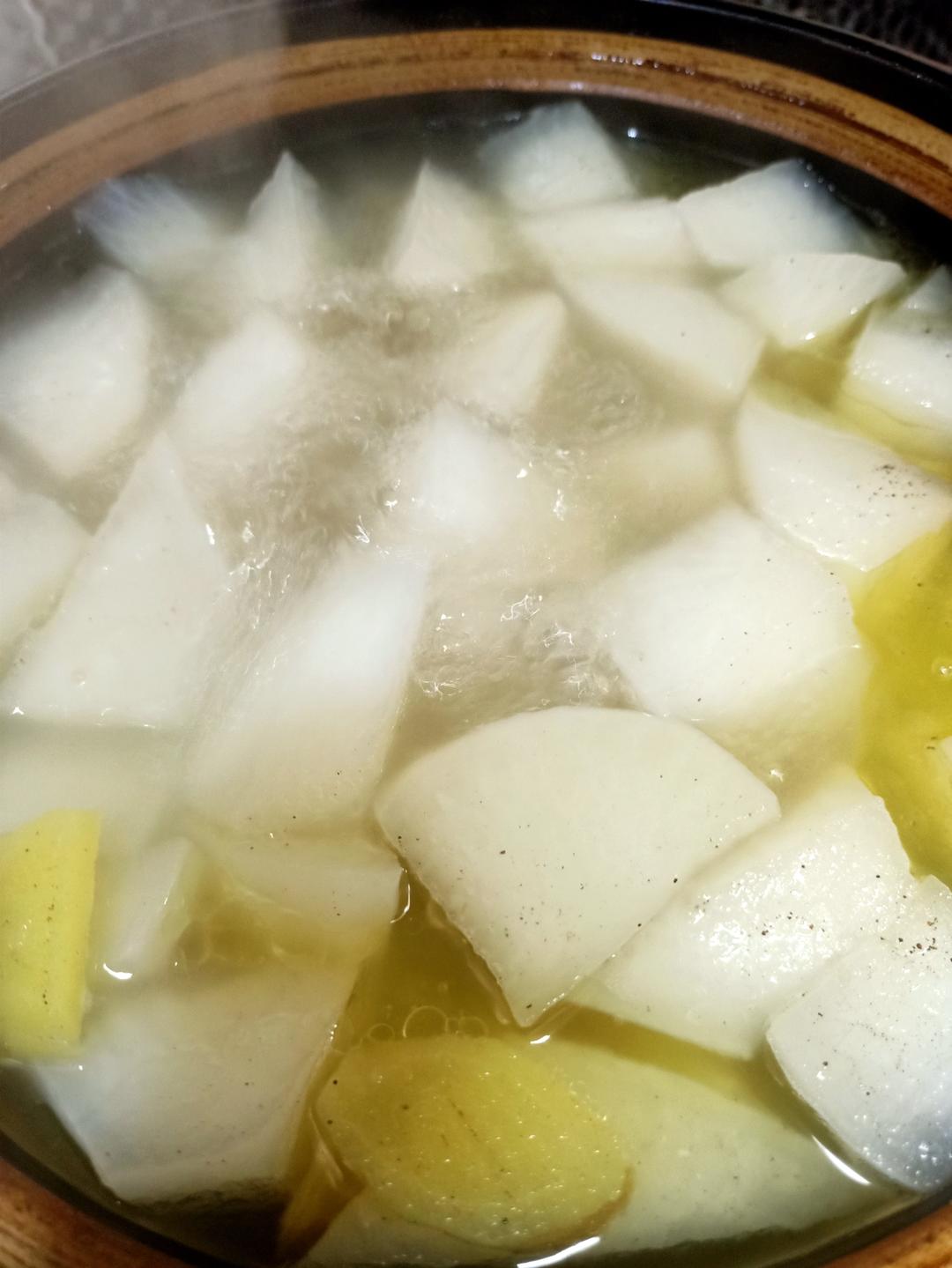 清炖排骨萝卜汤