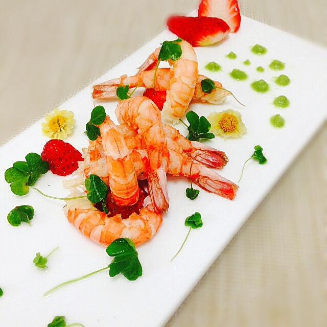 春日里兴高采烈的大红虾的做法