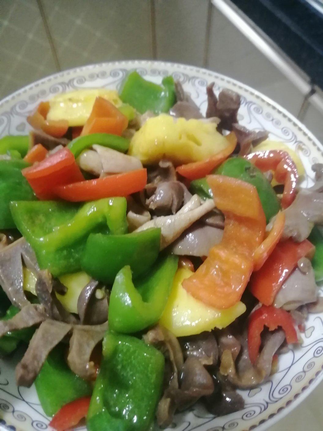 菠萝炒鸡胗🍍（下饭菜）