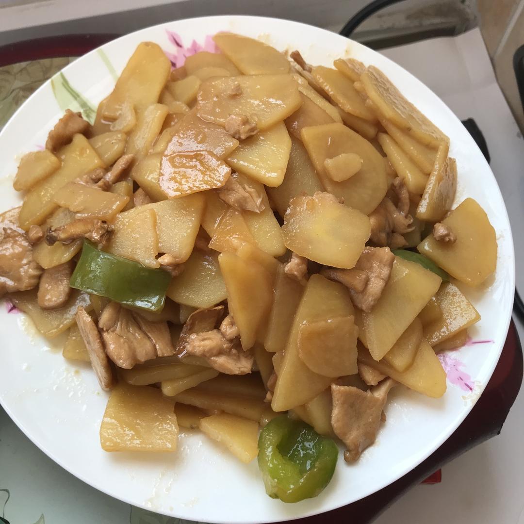 土豆片炒青椒