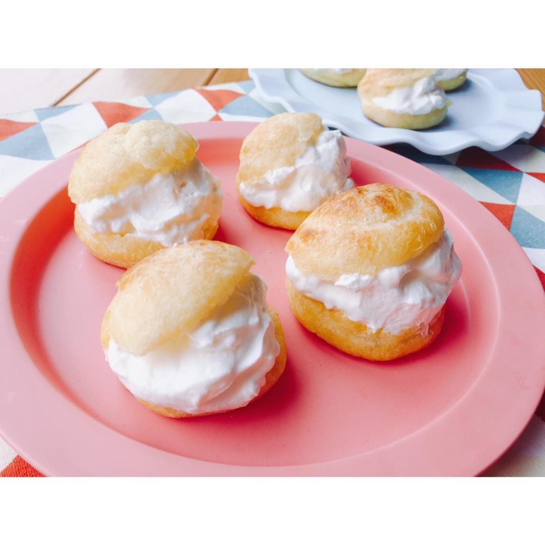 糖分至上做的草莓甜泡芙