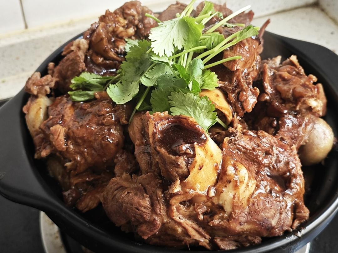 堂妈小厨——酱大棒骨