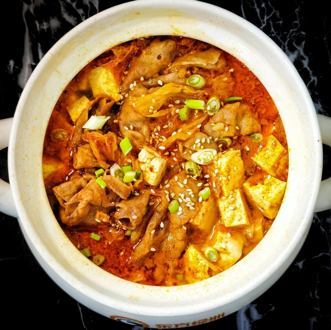 泡菜肥牛豆腐锅