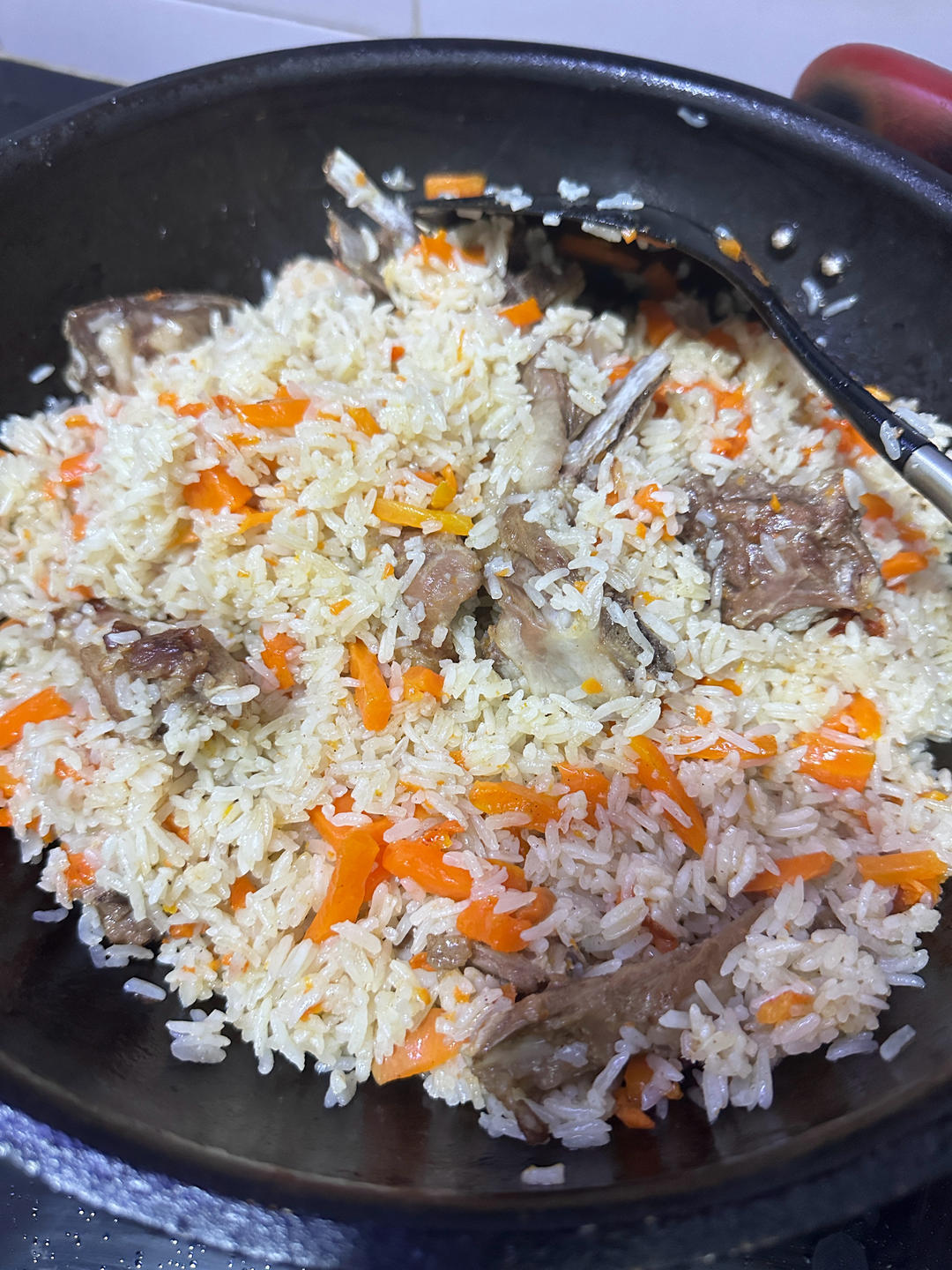 新疆羊排抓饭（出锅后米粒分明的秘密）