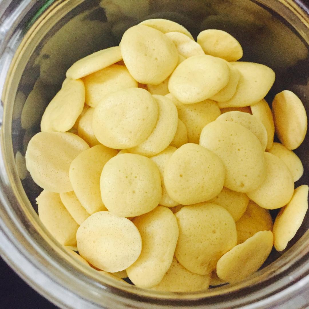 宝宝奶香蛋黄小溶豆