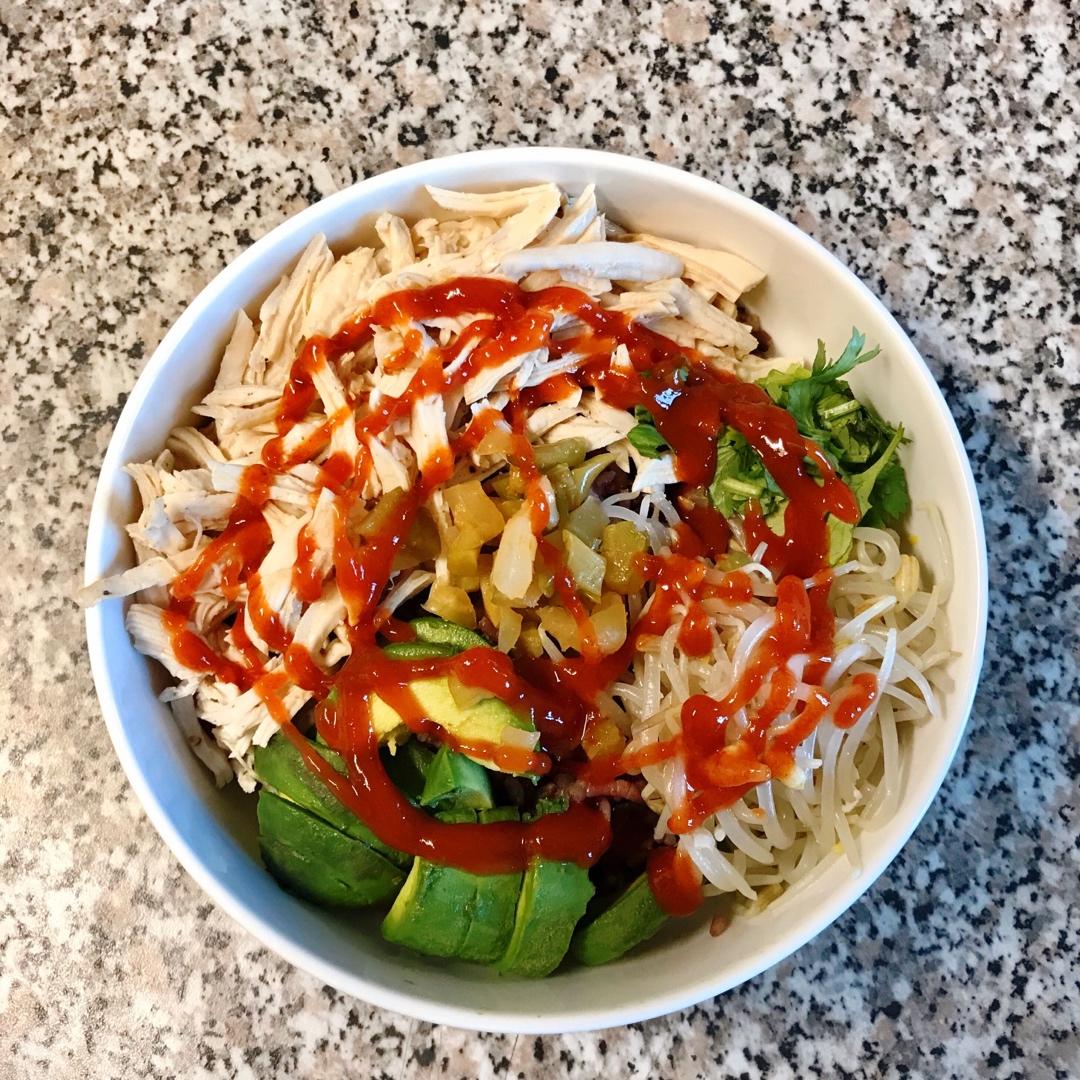 甜辣鸡肉蔬菜拌饭丨健康·三餐