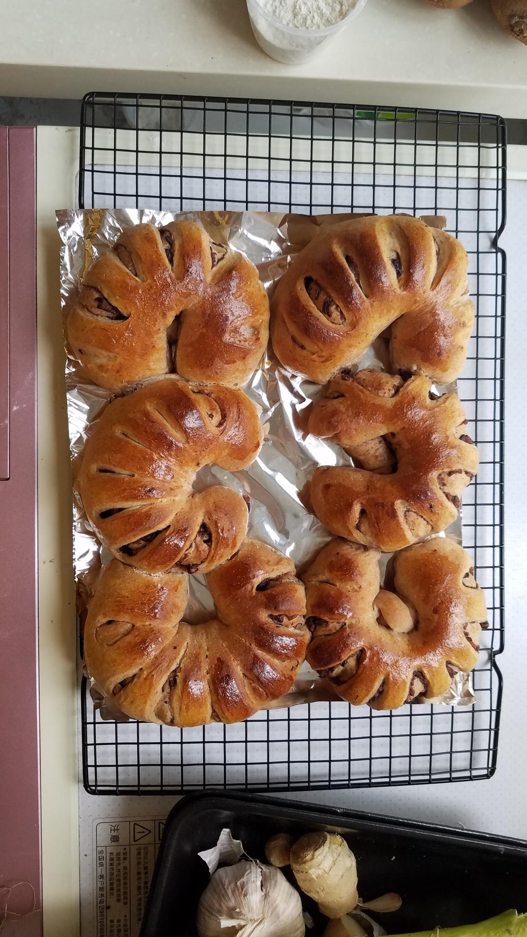 全麦豆沙馅面包