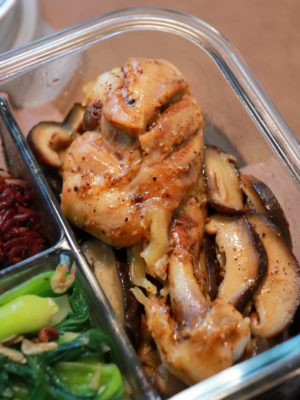 超嫩/香菇蒸鸡腿—健康低卡家常菜的做法