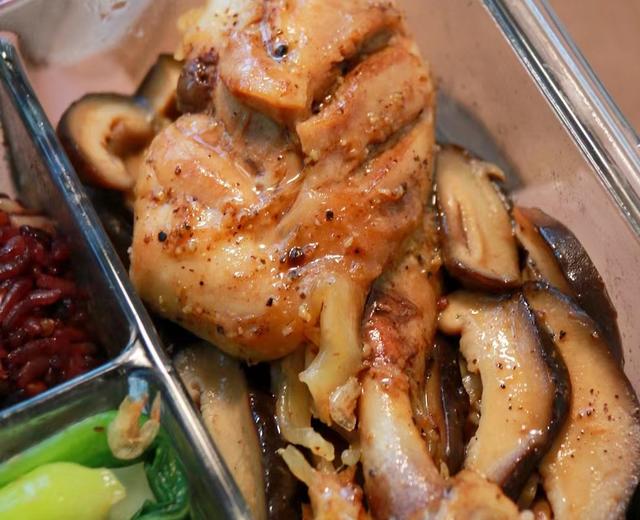 超嫩/香菇蒸鸡腿—健康低卡家常菜的做法