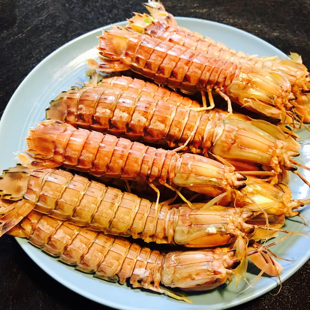 我是郑小厨吖做的清蒸皮皮虾
