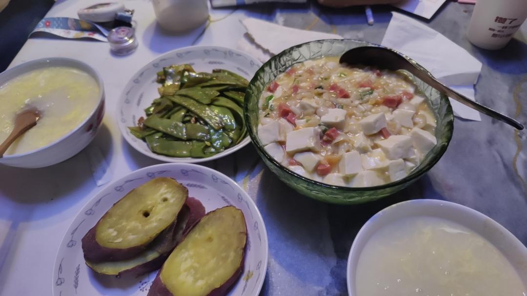 咸蛋黄豆腐羹