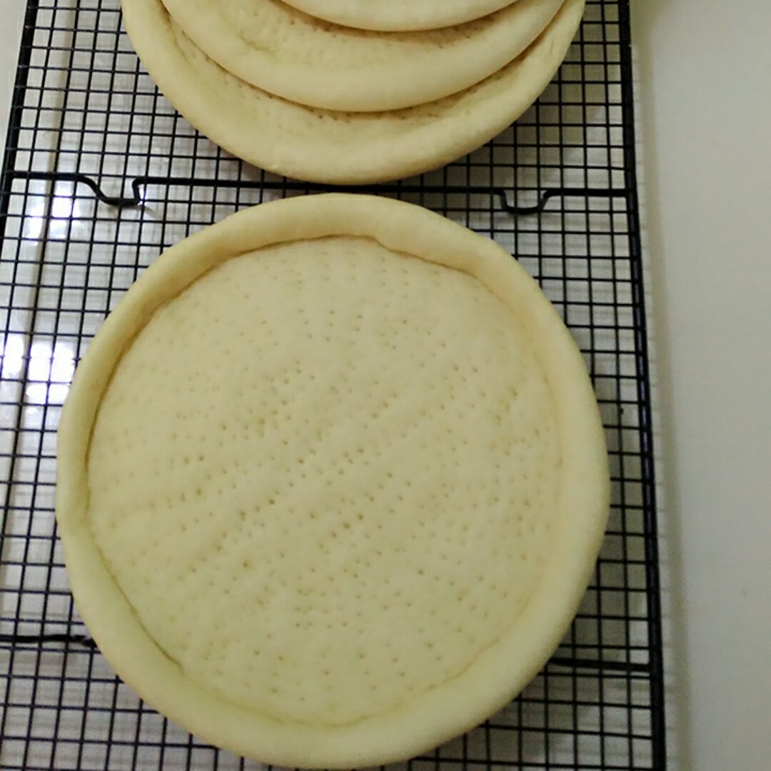 八寸披萨饼皮（四个）制作