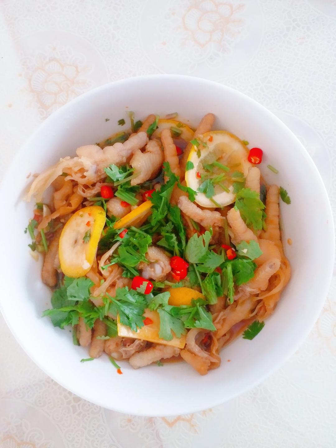 【柠檬酸辣鸡爪】自制超级无敌美味的网红鸡爪