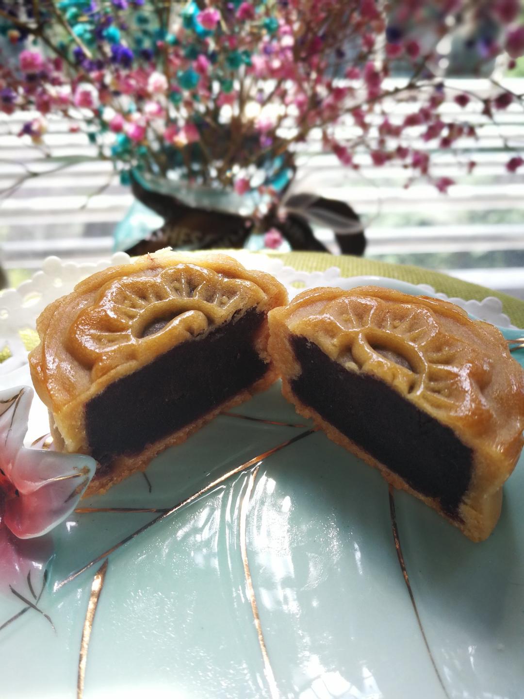 广式月饼——蛋黄莲蓉月饼