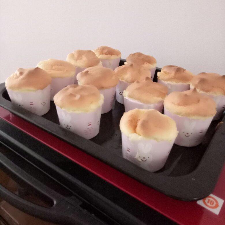 棉花纸杯蛋糕