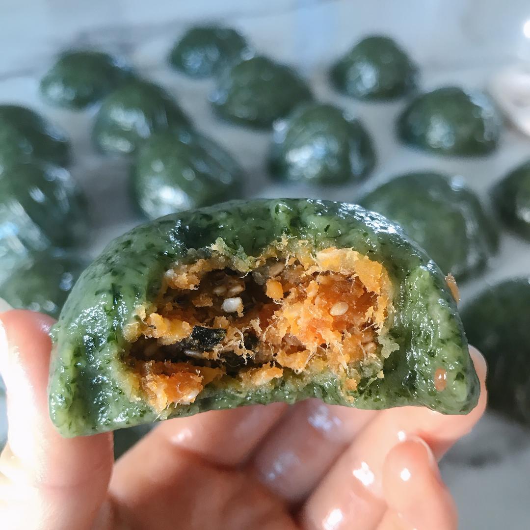 用料少 新鲜艾草艾叶青团 咸蛋肉松 红豆清明艾糍的做法