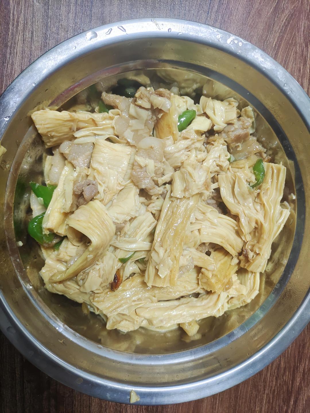 青椒腐竹炒肉