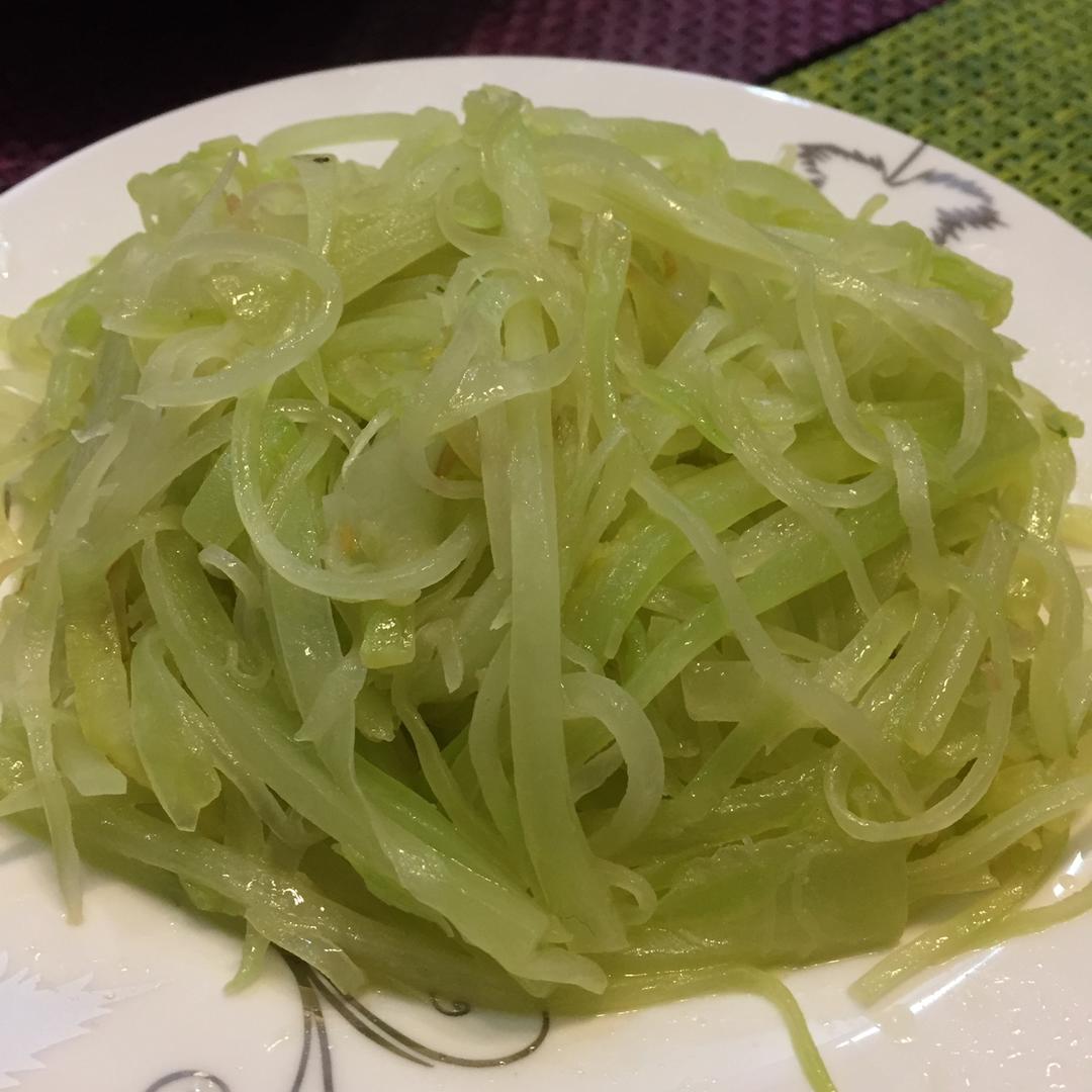 清炒莴笋丝