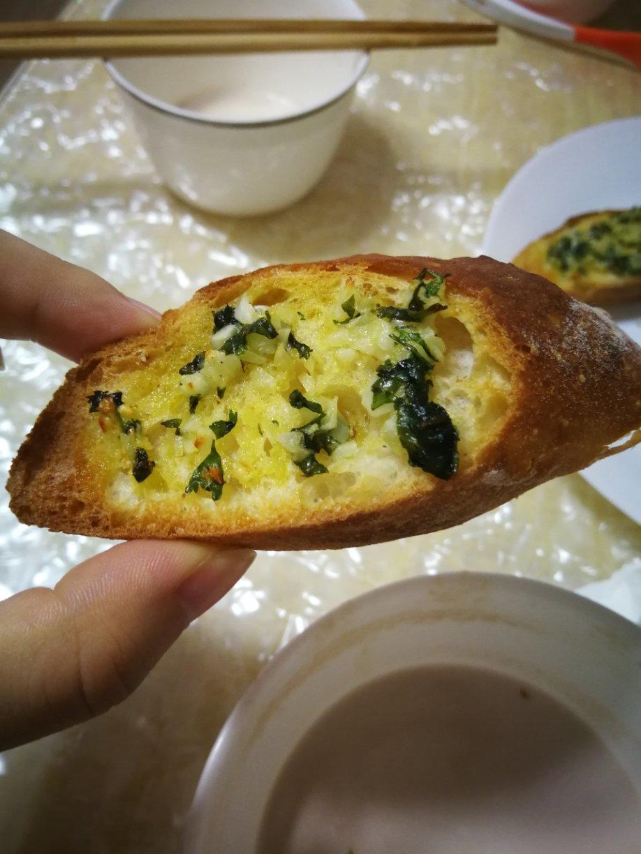 10分钟懒人早餐/蒜香欧芹法棍（超脆哦）