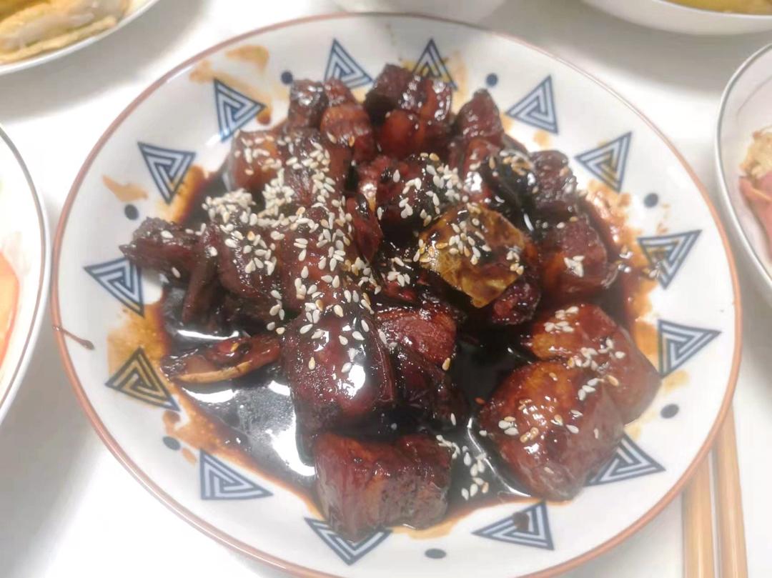 不焯水不放油的家常红烧肉