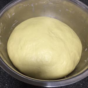 电饭煲蒸面包的做法 步骤2