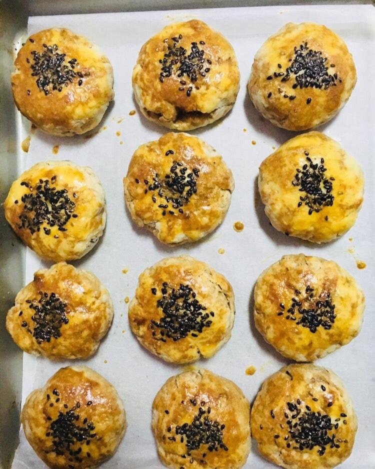 豆沙饼（烤箱做豆沙饼，方法简单，易学）