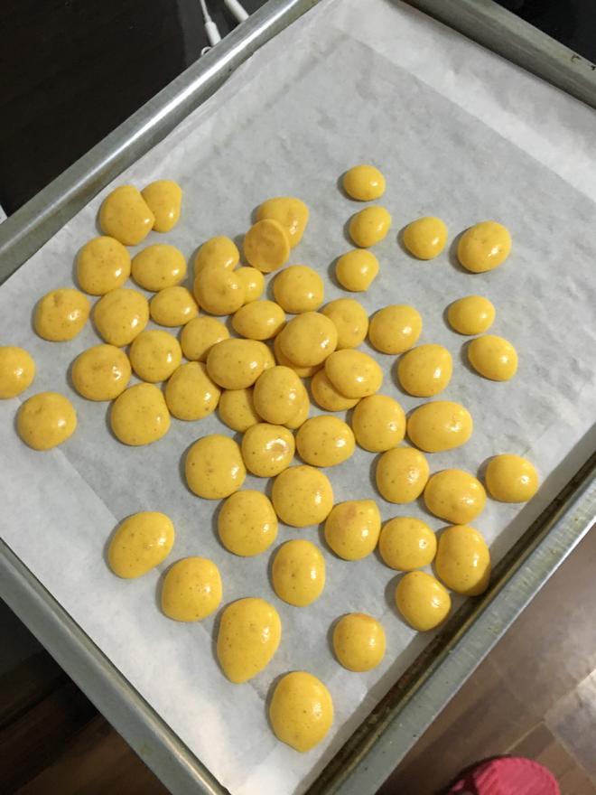 蛋黄小溶豆的做法
