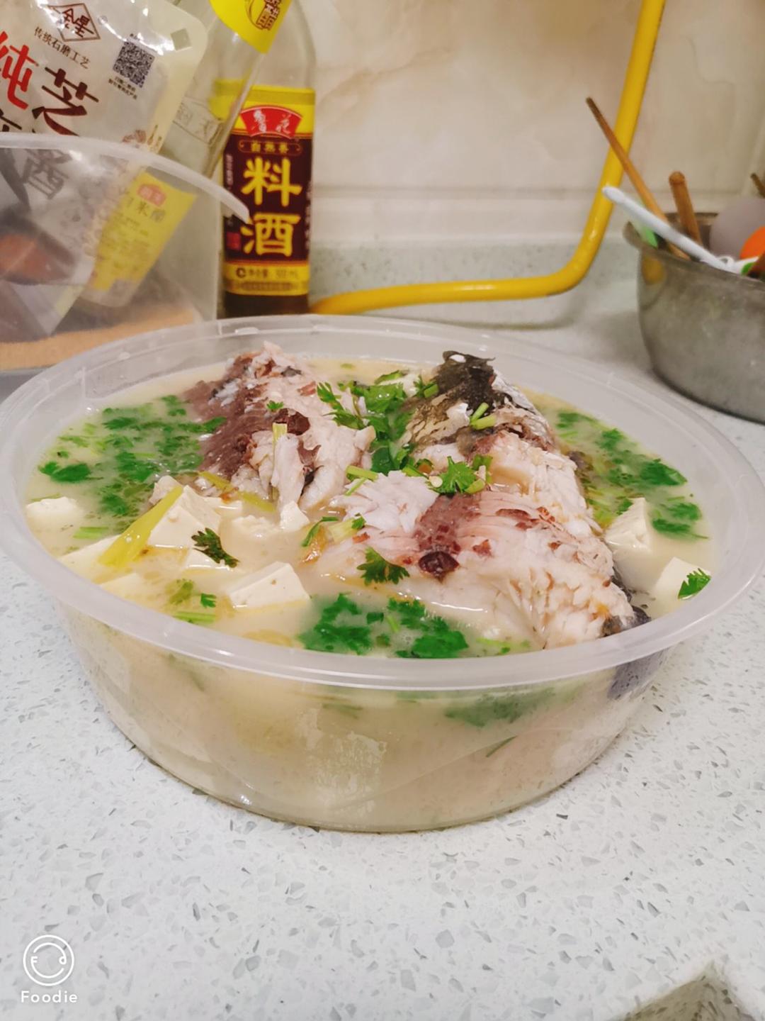 鲤鱼炖豆腐