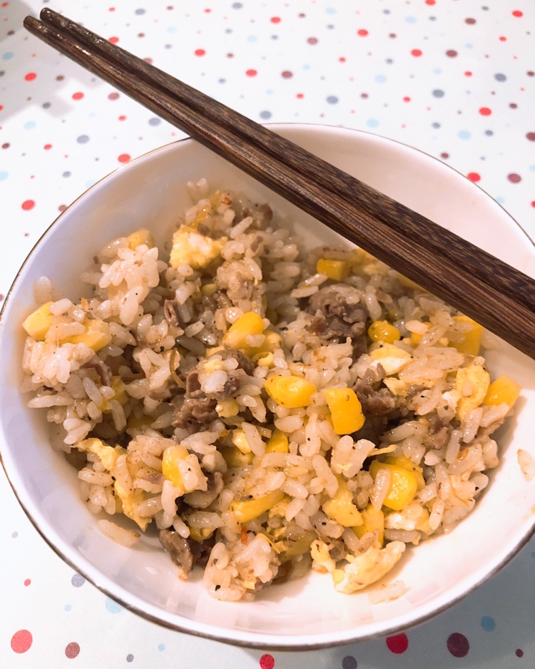 日式肥牛玉米炒饭