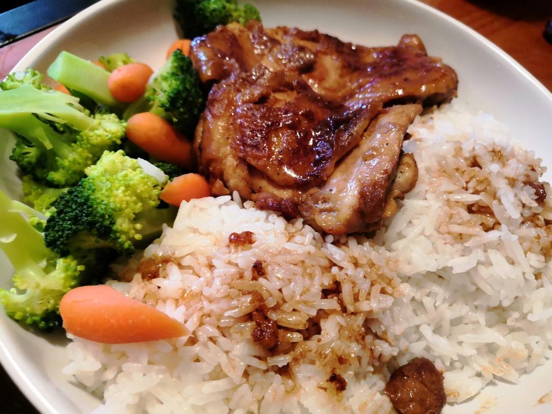 照烧鸡腿饭