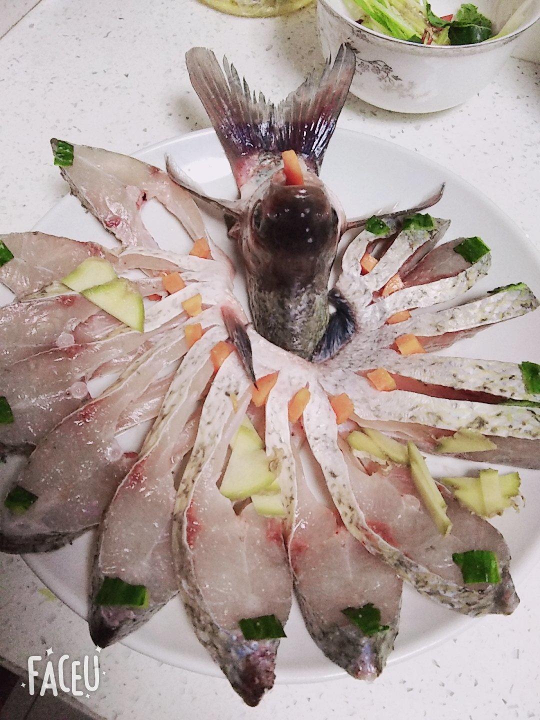 孔雀开屏（清蒸扁鱼）