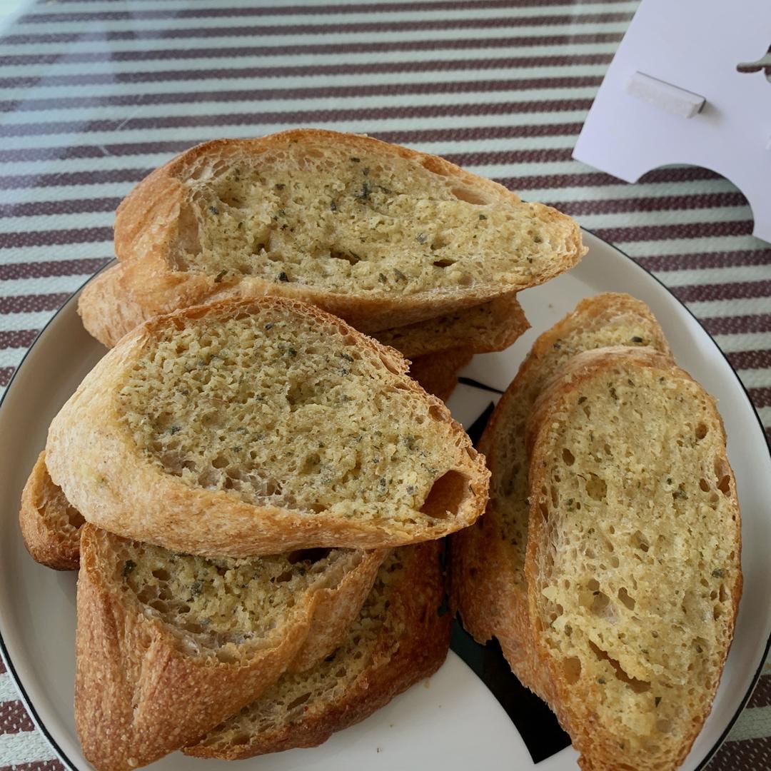 香脆健康的全麦法棍Whole Wheat Baguette