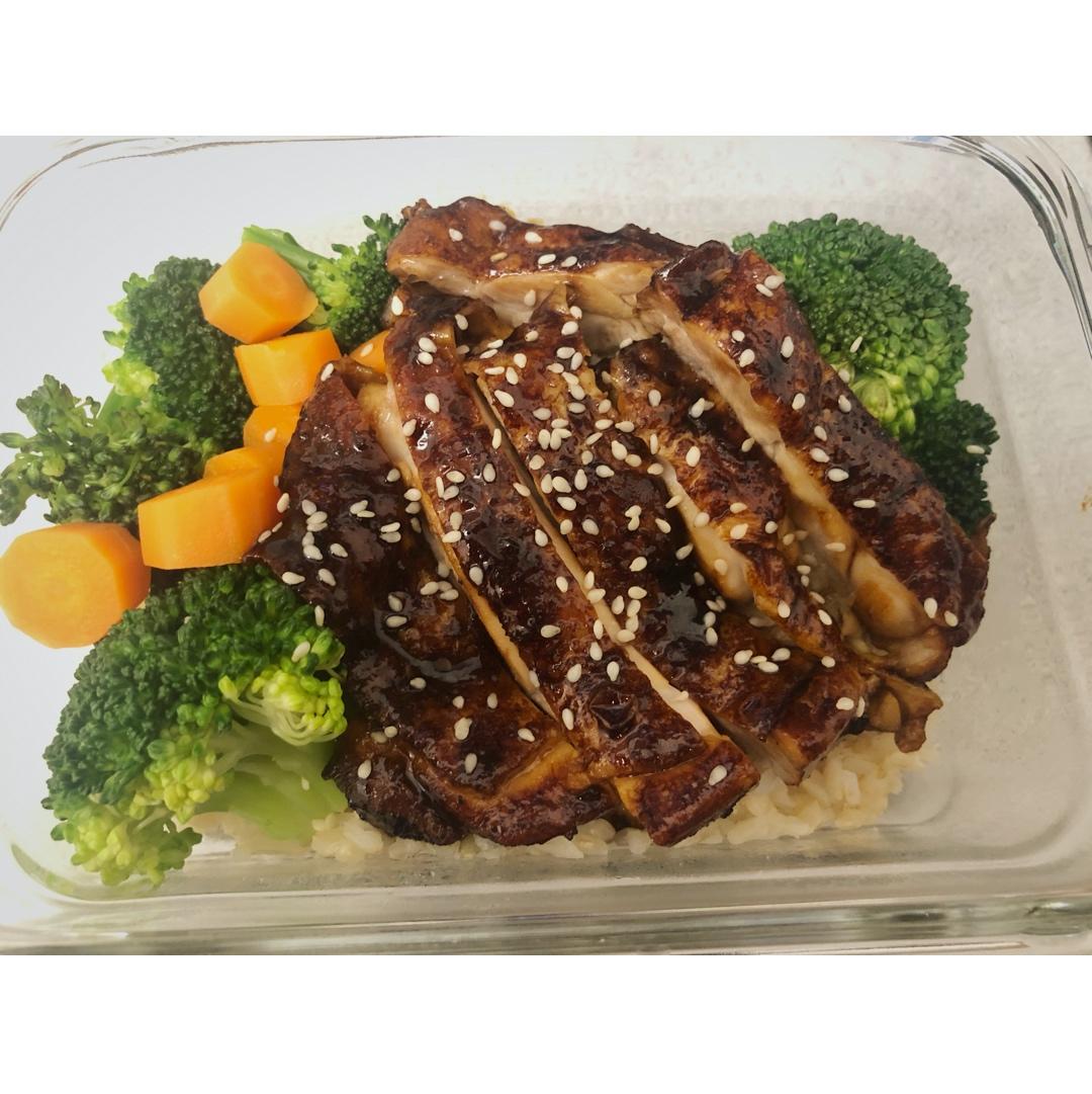 照烧鸡腿饭