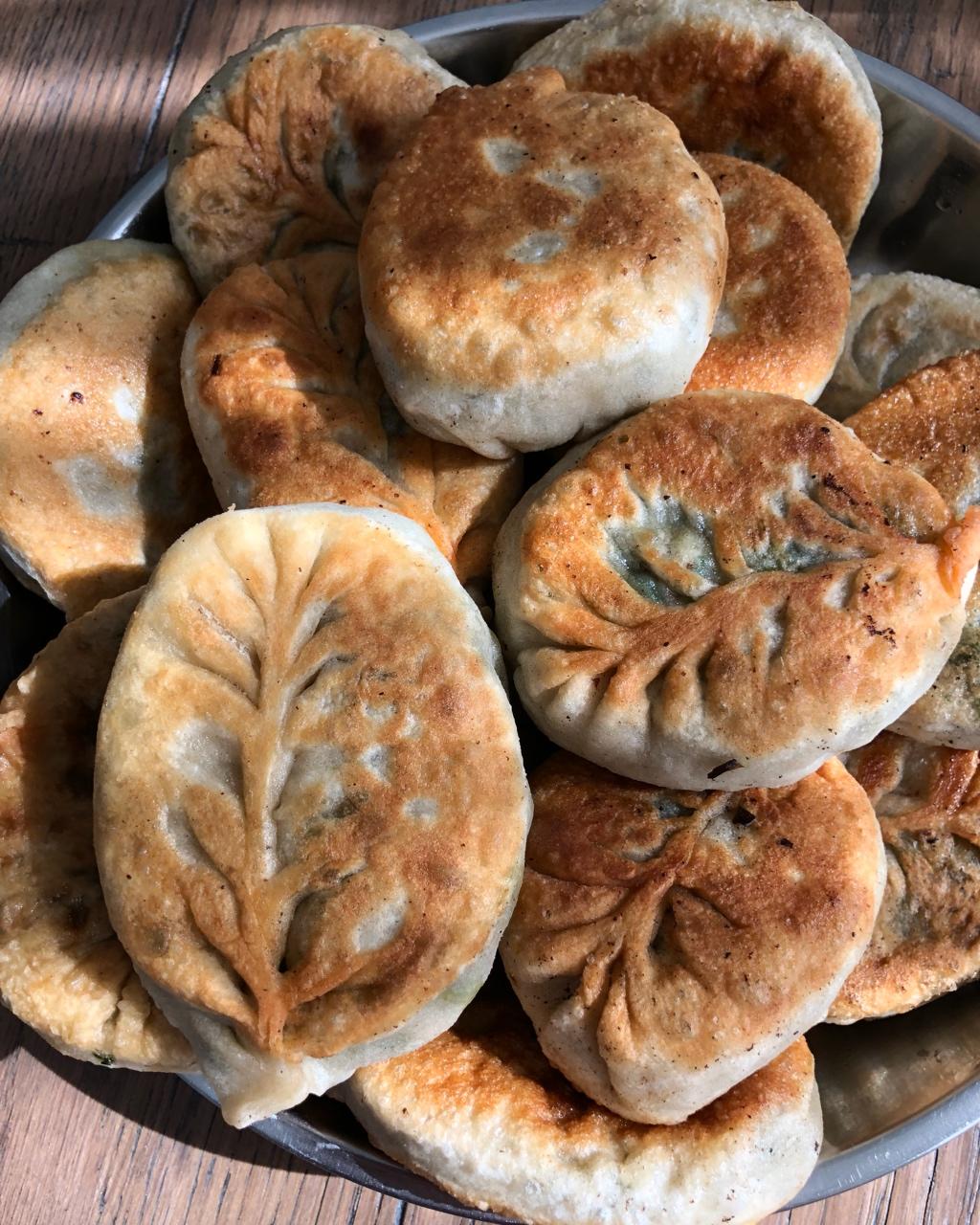 蒲公英鸡蛋菜盒子
