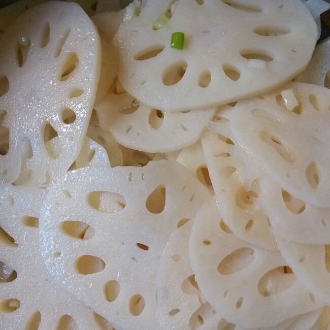 凉拌莲藕片