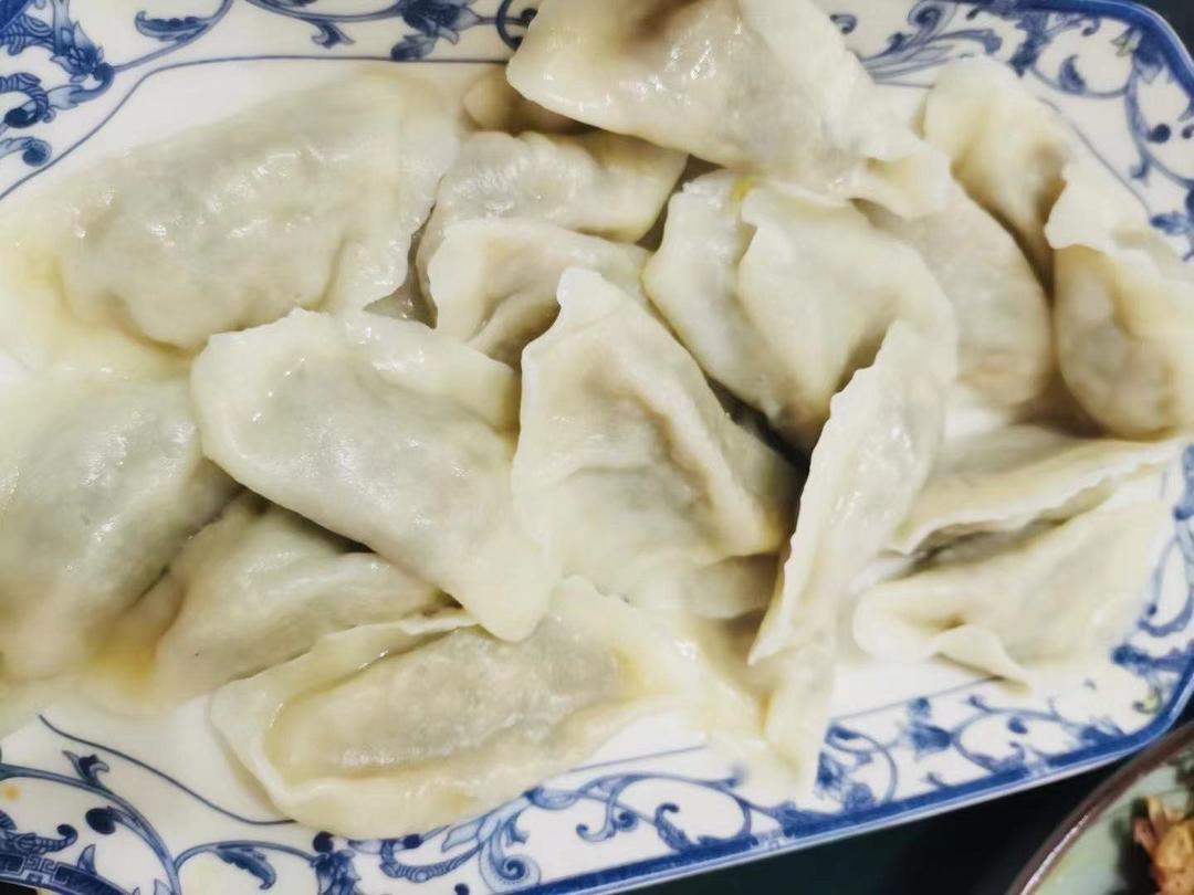 东北经典白菜猪肉馅水饺     & 大连特色白菜猪肉扇贝丁水饺