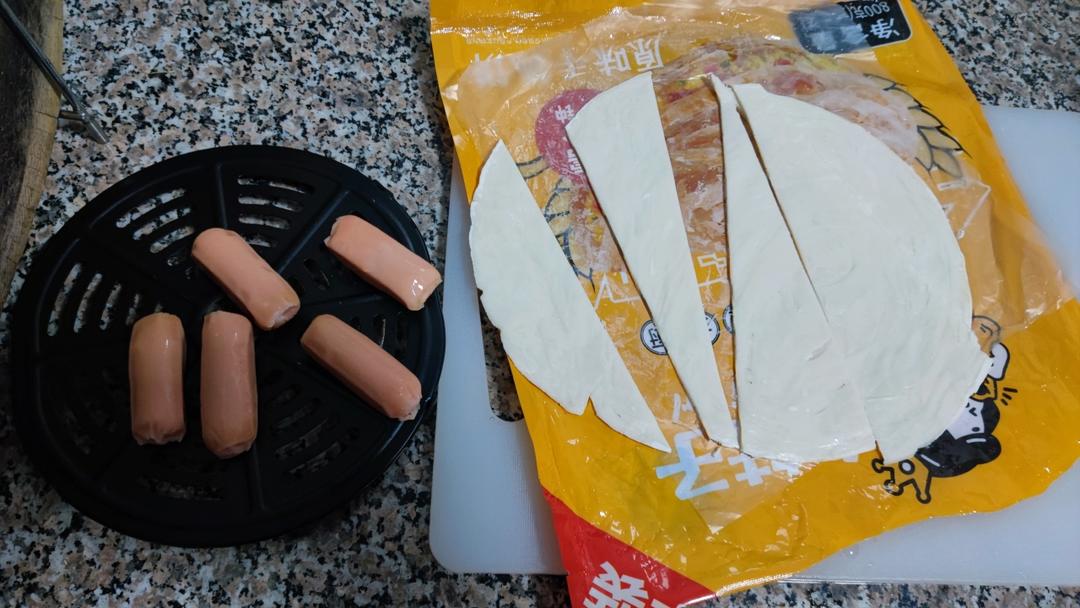香肠可颂卷 热狗手抓饼  不用和面版