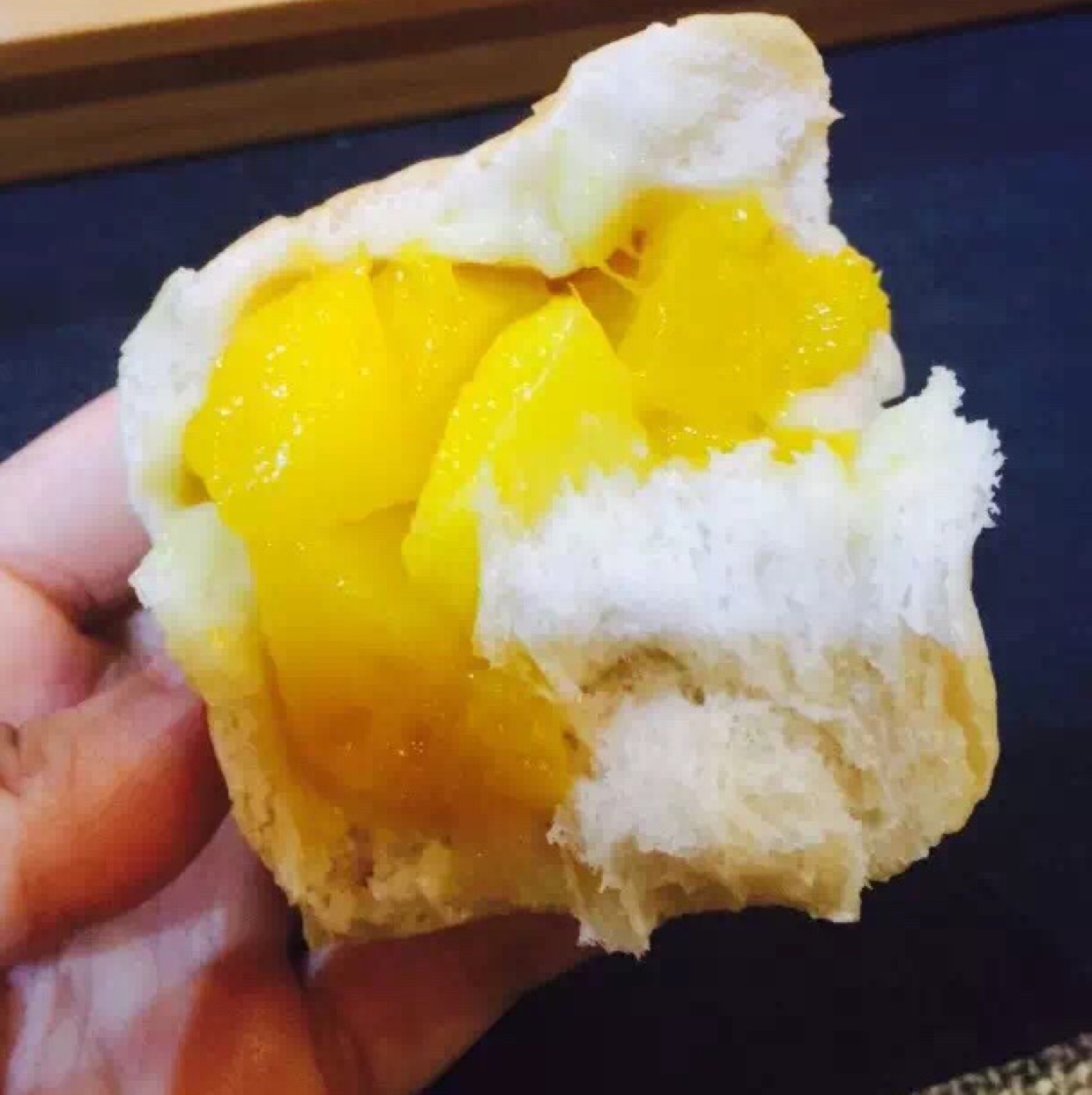 蘑菇头红豆沙面包